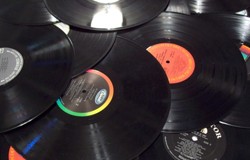 BrokenRecords1