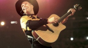 Popdose Flashback ’91: Garth Brooks, “Ropin’ the Wind”