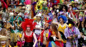 Laissez Les Bon Temps Rouler! Mardi Gras 2013