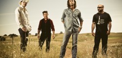 Roger Clyne & The Peacemakers