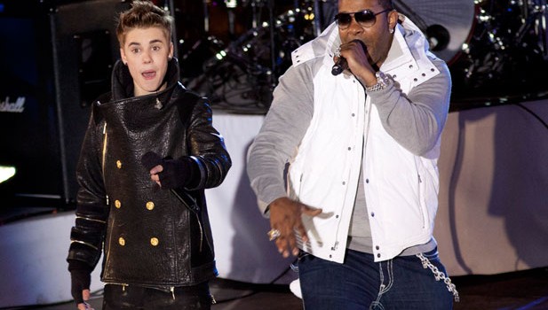 bieber-busta-christmas-tree[1]