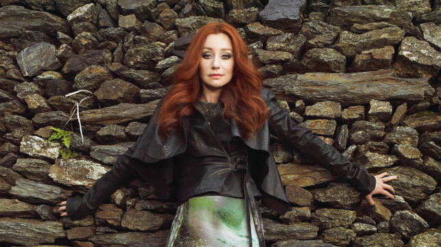 Tori Amos, "Night of Hunters"