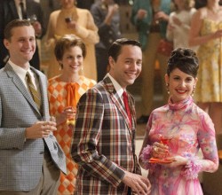 Look upon Pete Campbell's period suit and tremble!