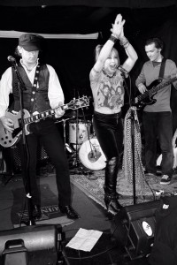 10168401_10203610117678770_1653072849_n