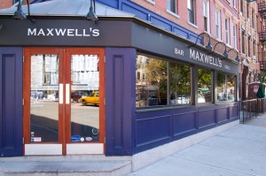 379661_5001044065505_738191764_n