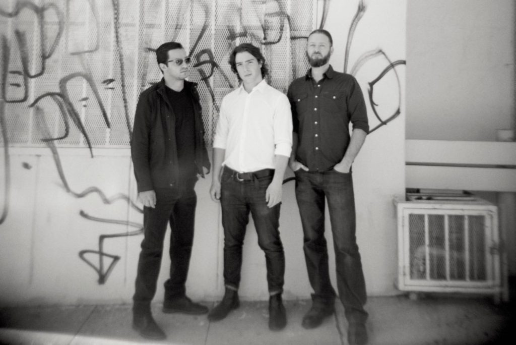 Swerve (uncropped) (1)